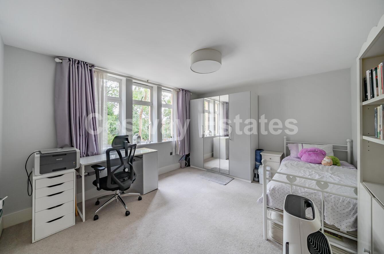 Wildernesse Close, Edgware